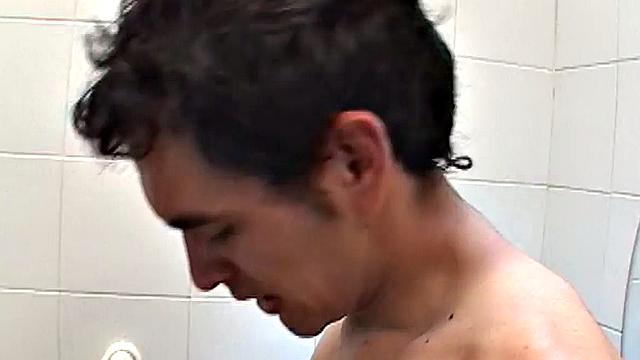 Latin twink fucks perverted stud in asshole in bathroom
