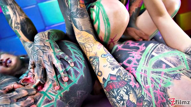 Anuskatzz And Illuz Take On Nikolaz And Lilys