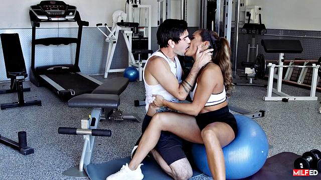 MILF Trainer 3 Scene 1