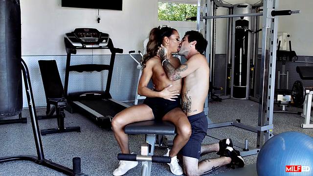 MILF Trainer 3 Scene 1