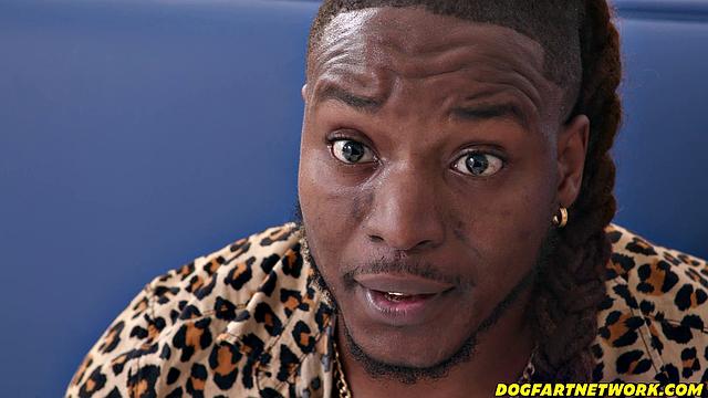 Horny Waitress BBC Spitorasted - DogfartNetwork