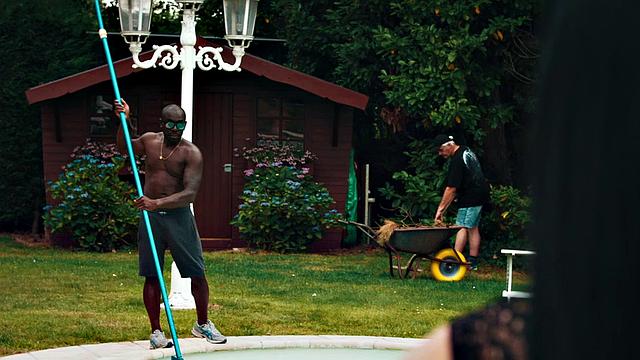 Outdoor Creampie for Valentina Ricci