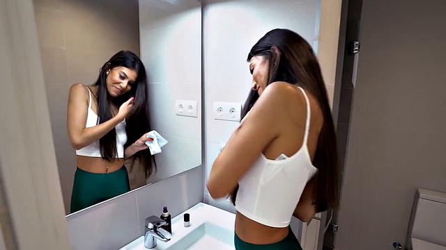 Real Latina maid gets facialized