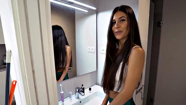 Real Latina maid gets facialized