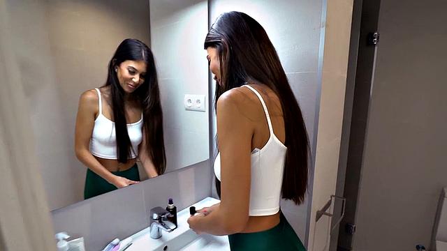 Real Latina maid gets facialized