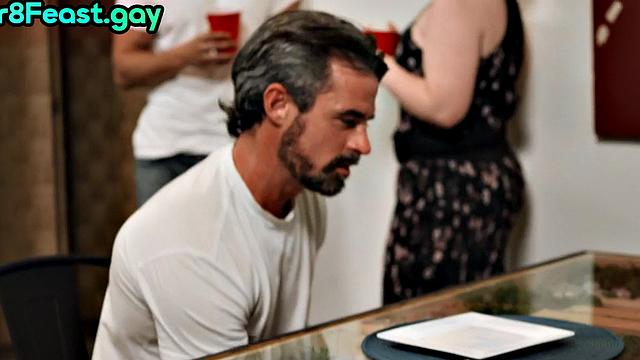 Str8 jock barebacked in threesome by twink and daddy