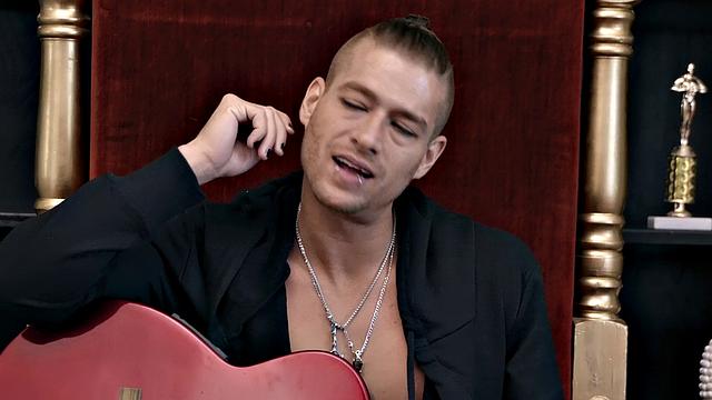 Xander's World Tour - Episode 4