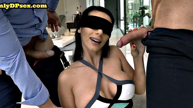 Double penetrated babe in 3some in both holes