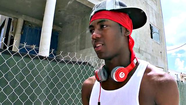 Black thug pulled and public fucked outdoor by white top