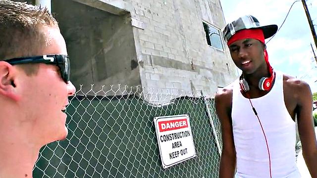 Black thug pulled and public fucked outdoor by white top