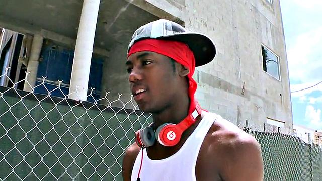 Black thug pulled and public fucked outdoor by white top