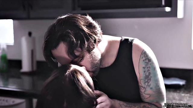 I'm gonna cum in your mouth!