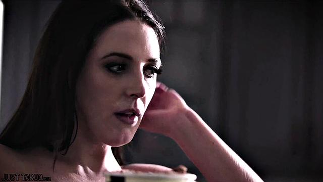 I'm gonna cum in your mouth!