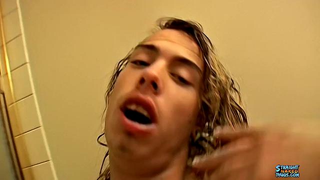 Horny 19-Year-Old Surfer Masturbates Naked - Damien