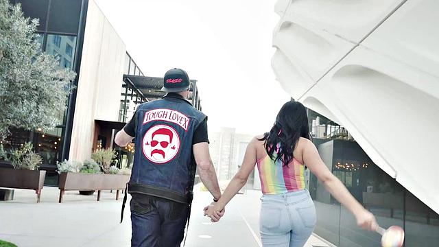 Serena Santos - Wheel