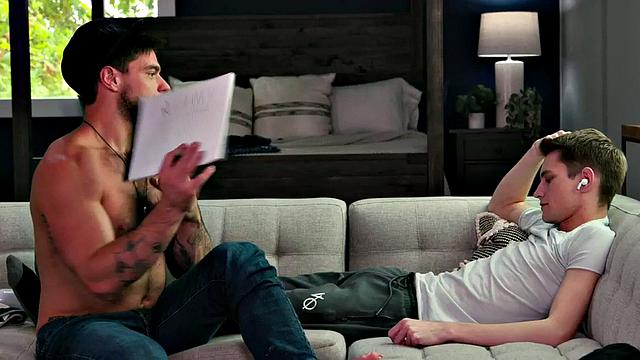 Tattooed stud barebacks skinny twink in ass after oral