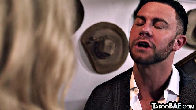 Horny big sluts pussysmashed in 3some