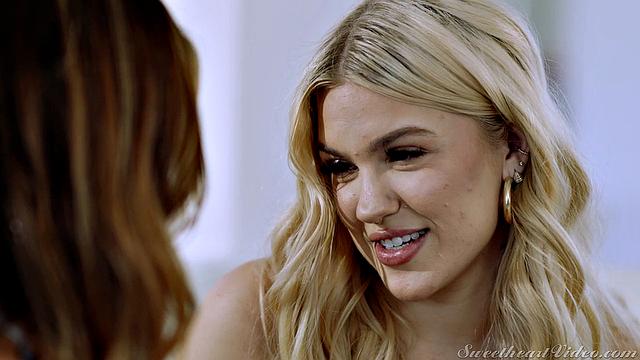 Lesbian Adv. Older Women Younger Girls 18 - Scene 1 - Keeping It Hot
