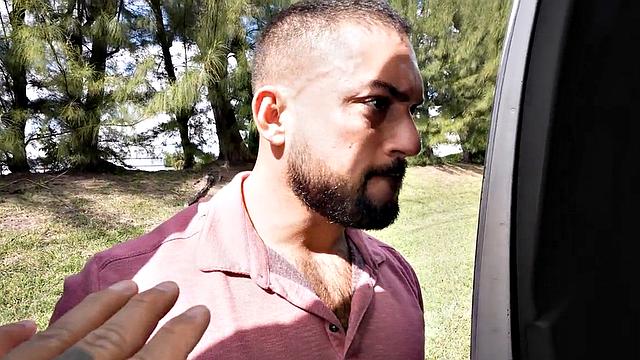 Straight amateur jock cums in public van outdoor