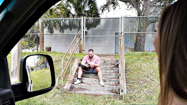 Straight amateur jock cums in public van outdoor