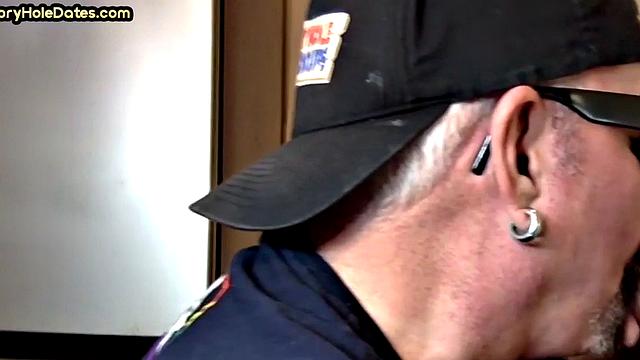 Gloryhole DILF sucks cock in closeup homemade sex