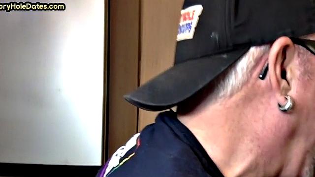 Gloryhole DILF sucks cock in closeup homemade sex