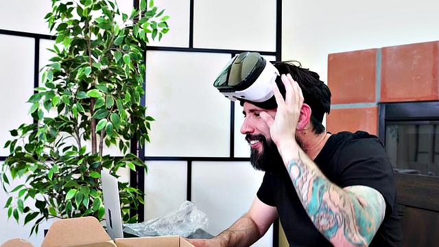 Watch this tattooed ebony babe in heels deepthroat and get her sidefucked