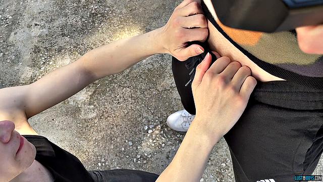 Одержимый парень получает по полной на улице - Часть 2 - Джек Дэвис, Митч Шиф, Феликс Ханан, Себастьян Кейн
