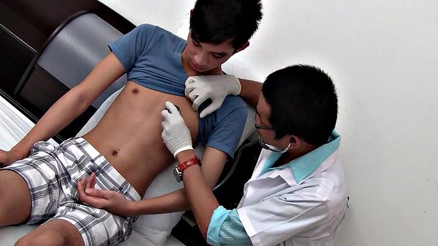 Nippon amateur assfucked at home by doctor after check