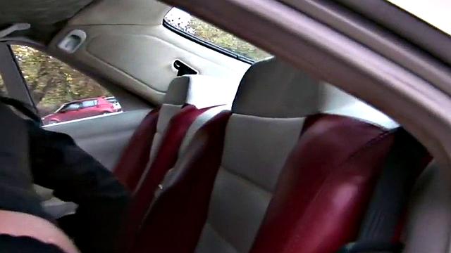 Public babe penetrated by thick cock in wet pussy