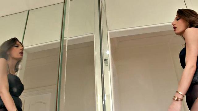 Trans beauty banged by nasty guy in tight anal hole