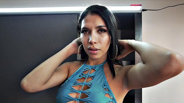 Isabella Cruz - Super Banging