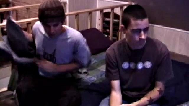 Amateurs Jayden and Jack Off