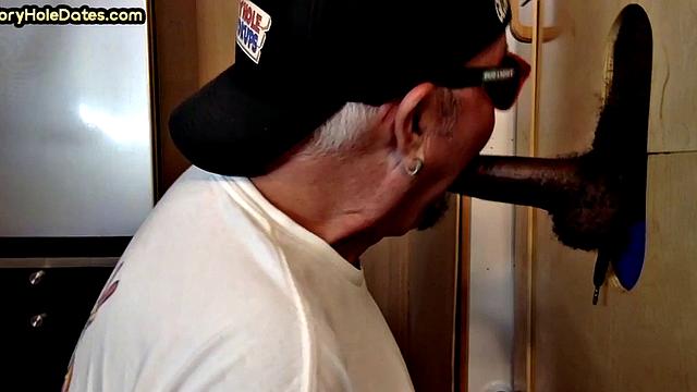 BBC deepthroat gloryhole DILF gets by white top