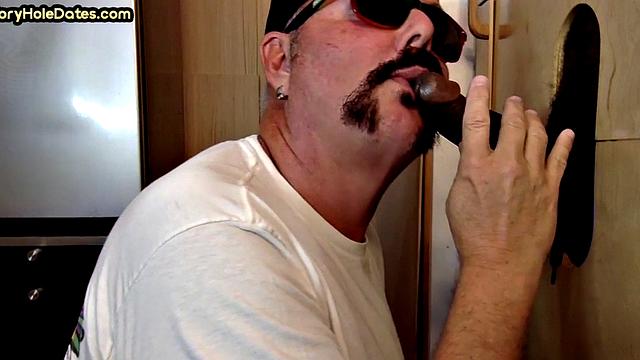 BBC deepthroat gloryhole DILF gets by white top