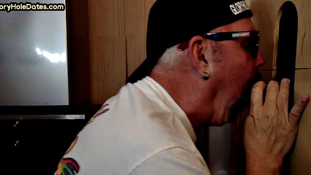 BBC deepthroat gloryhole DILF gets by white top