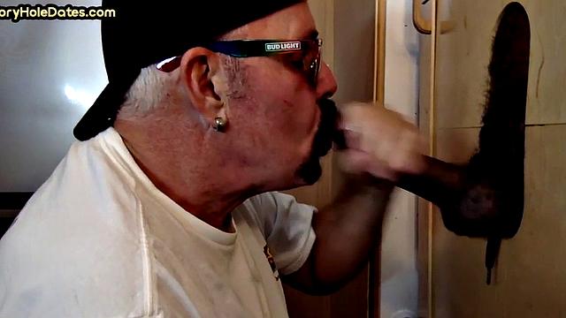 BBC deepthroat gloryhole DILF gets by white top