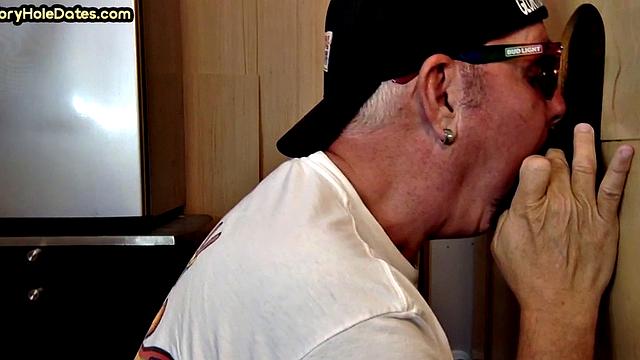 BBC deepthroat gloryhole DILF gets by white top