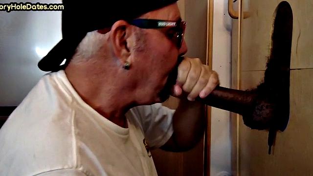 BBC deepthroat gloryhole DILF gets by white top