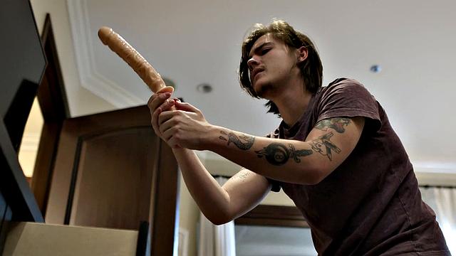 MOMMY'S BOY - Big Tits MILF Lauren Phillips Caught Stepson Investigating Her Sex Drawer