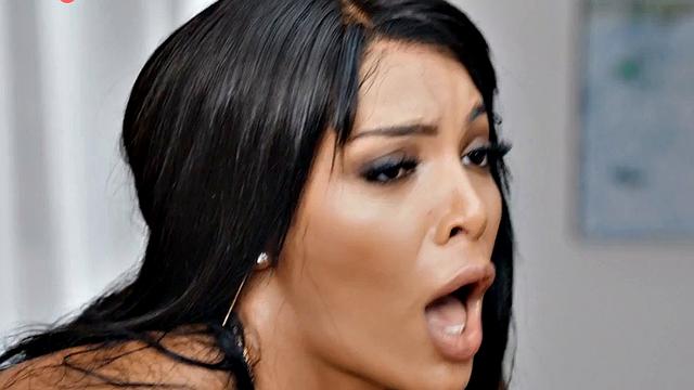 Latin transsexual penetrated in asshole by male