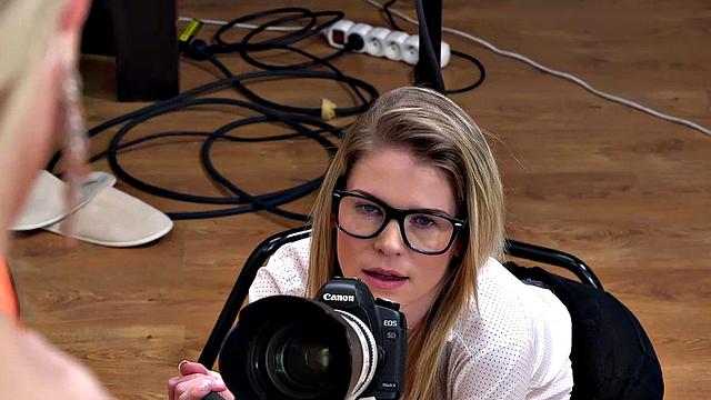 Vipissy - Camerawoman