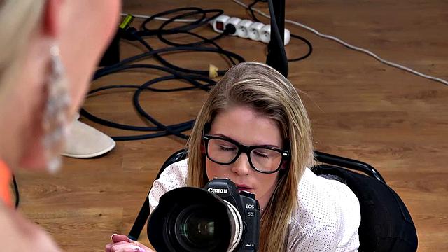 Vipissy - Camerawoman