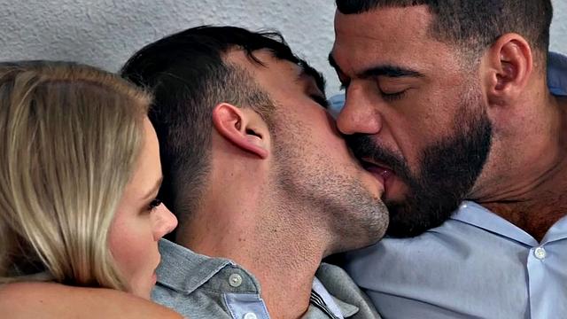 Hairy bisex babe fucked and jizzed in MMF 3some