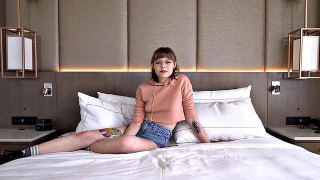 Private Casting X - Ellr Loveland - Gamer agrees to fuck