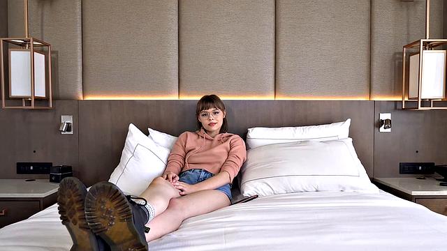 Private Casting X - Ellr Loveland - Gamer agrees to fuck