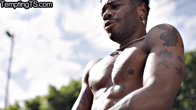 Cockhungry babe mouthfucked by lover