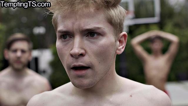 Cockhungry babe mouthfucked by lover