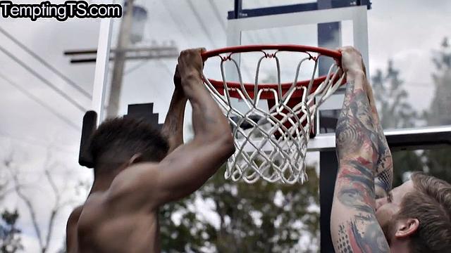 Cockhungry babe mouthfucked by lover