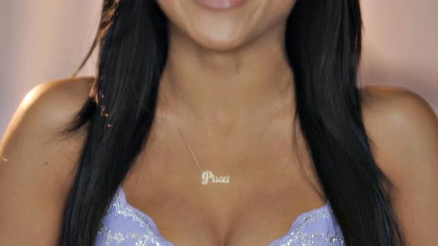 Petite Asian Ember Snow's Solo Is Breathtaking